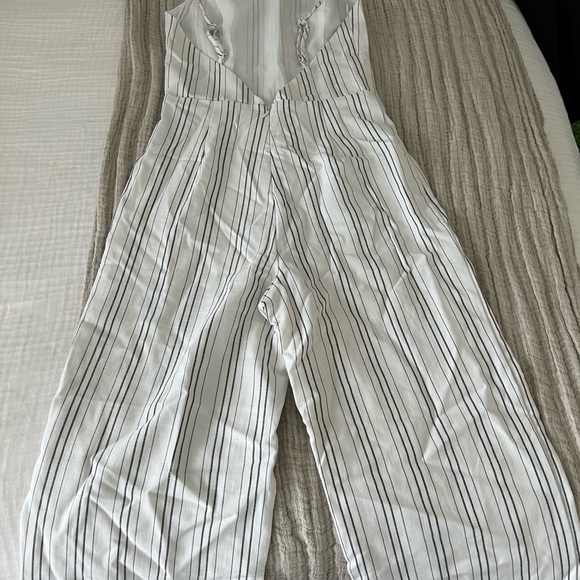 Dynamite Jumpsuit - Picture 2 of 5